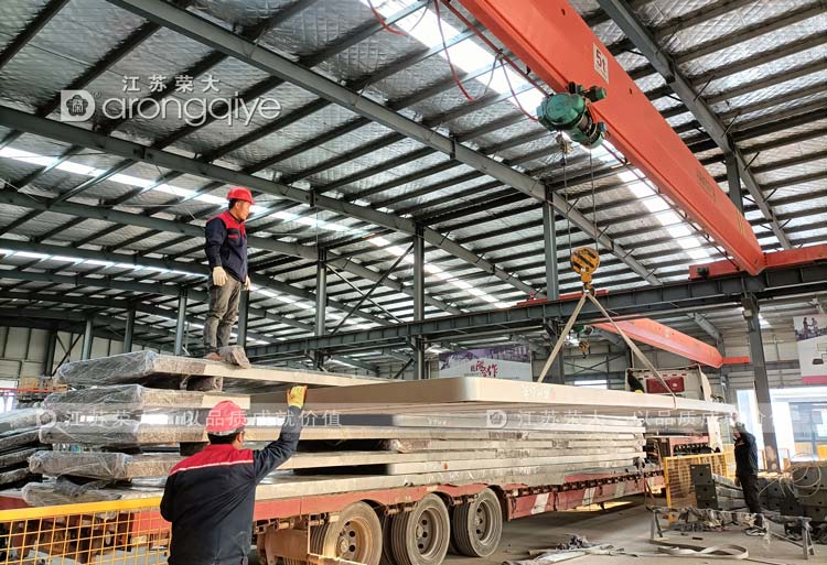 河南鄭州公交候車亭發(fā)貨案例