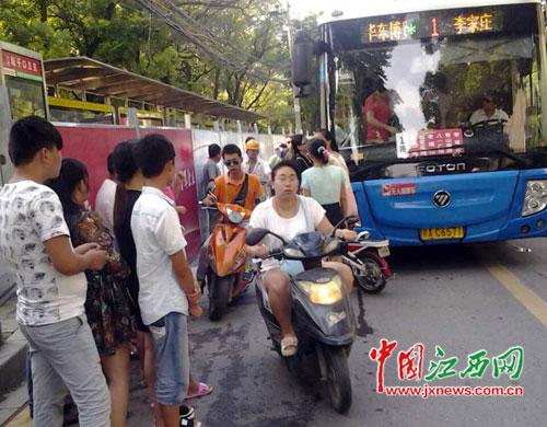 候車亭