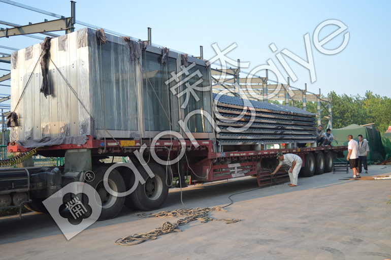 安徽公交候車(chē)亭裝車(chē)圖三