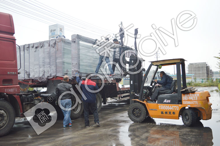 云南省公共自行車棚發(fā)貨圖一